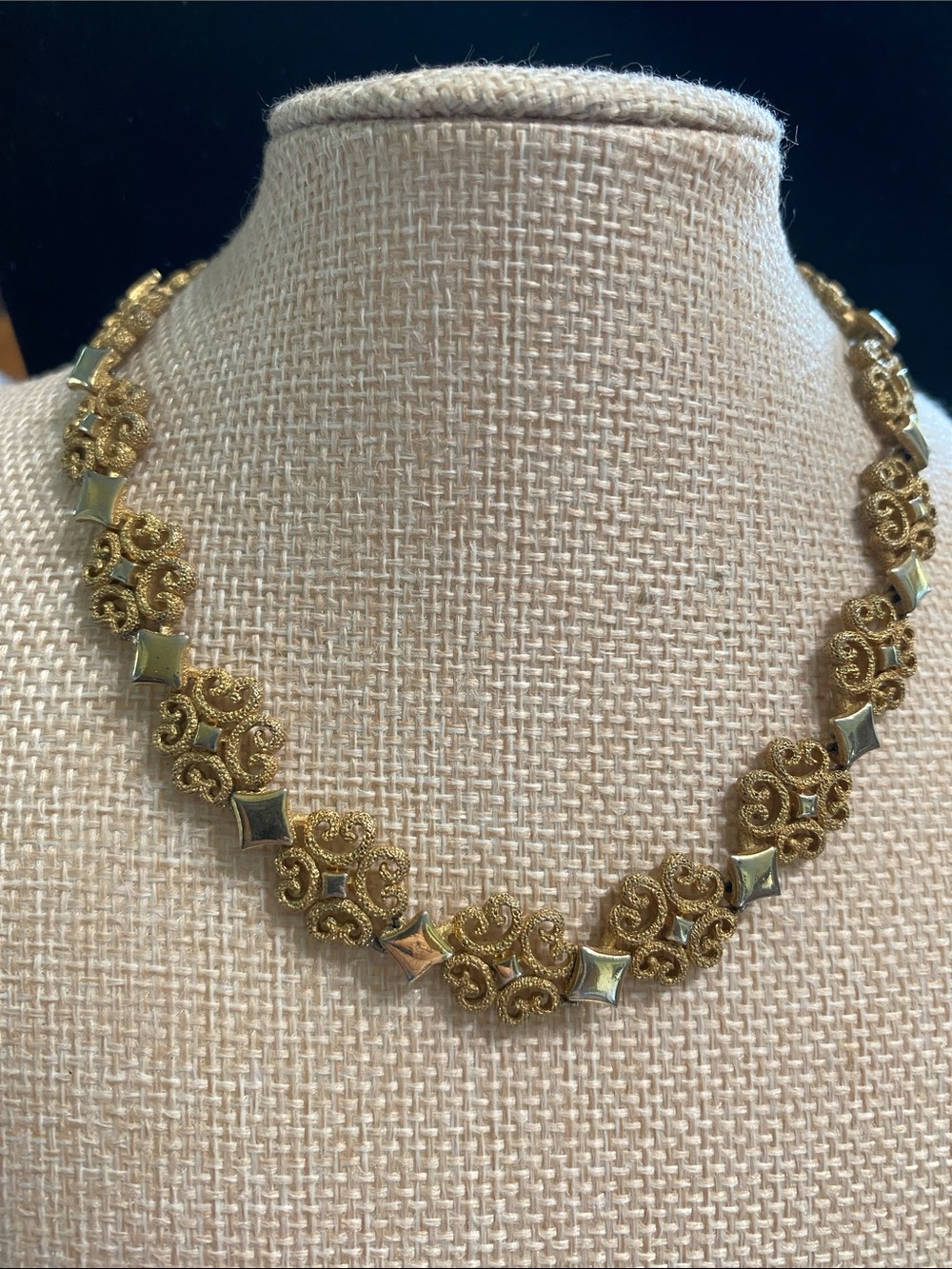 Avon Gold-Tone Filigree Necklace